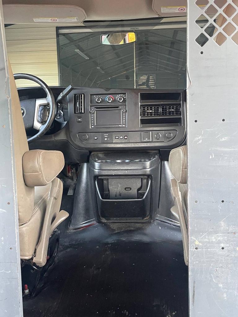 2015 Chevrolet Express - $14,995