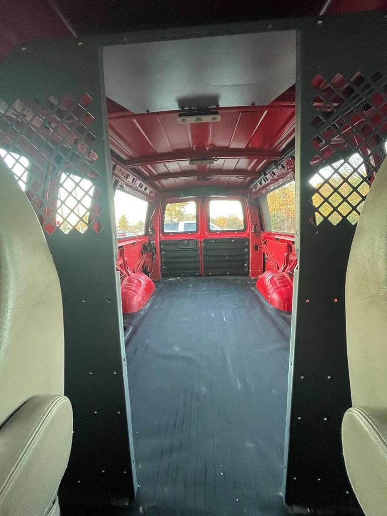 2015 Chevrolet Express - $14,995