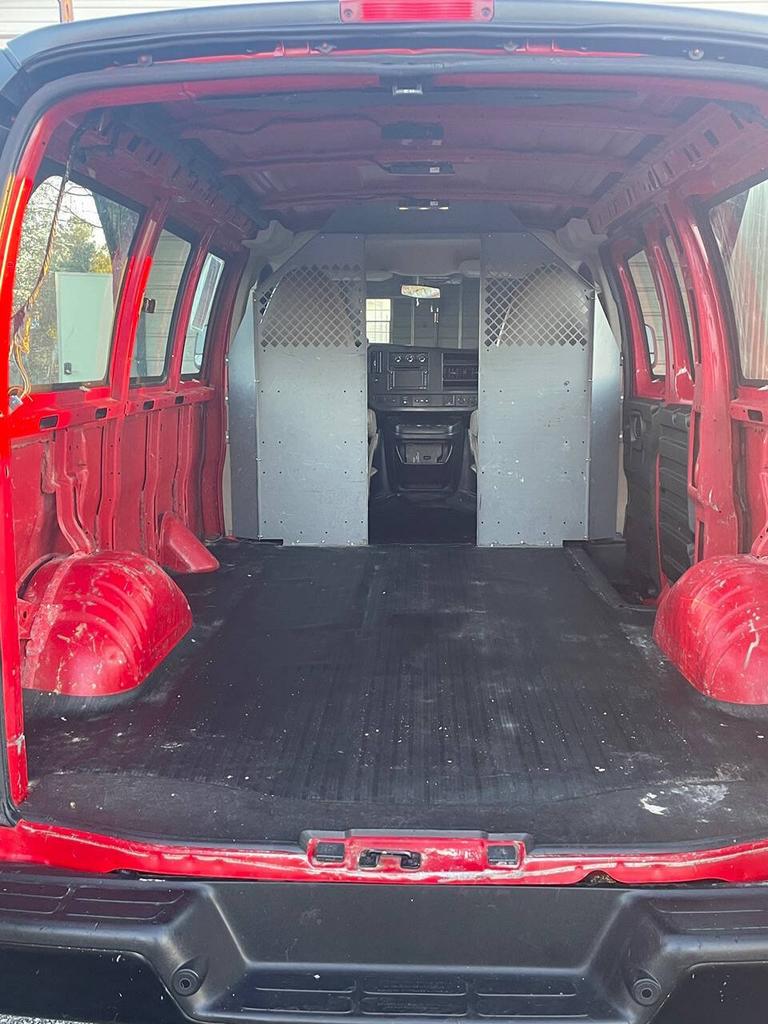 2015 Chevrolet Express - $14,995