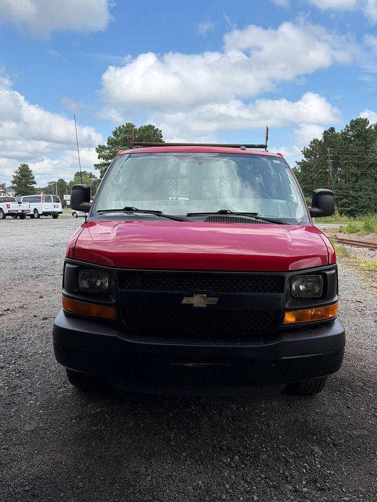 2015 Chevrolet Express - $14,995