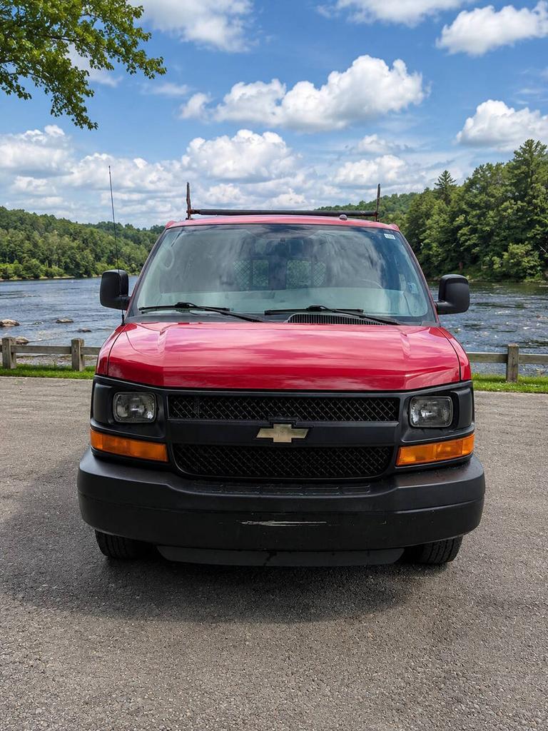 2015 Chevrolet Express - $14,995