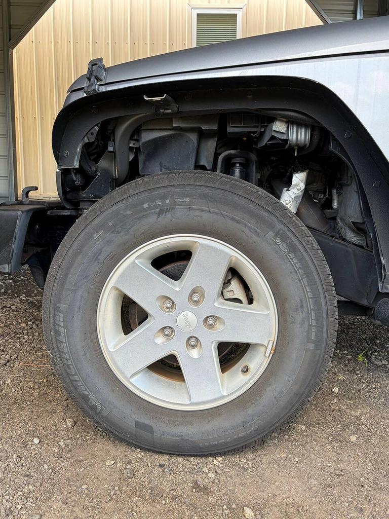 2014 Jeep Wrangler - $14,995