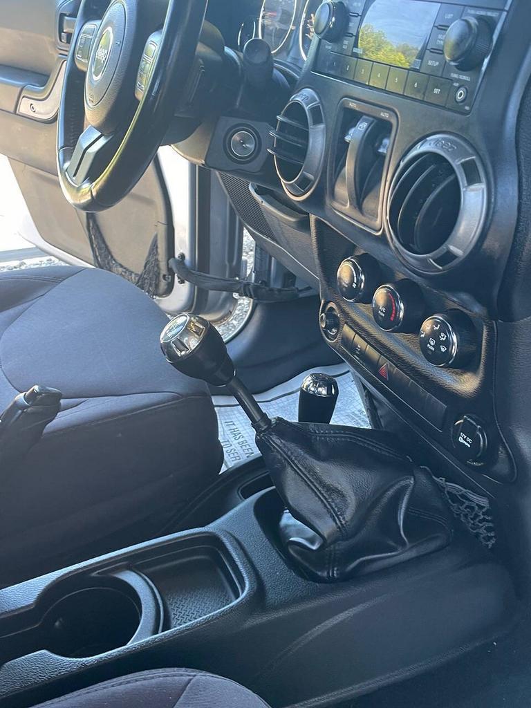 2014 Jeep Wrangler - $14,995