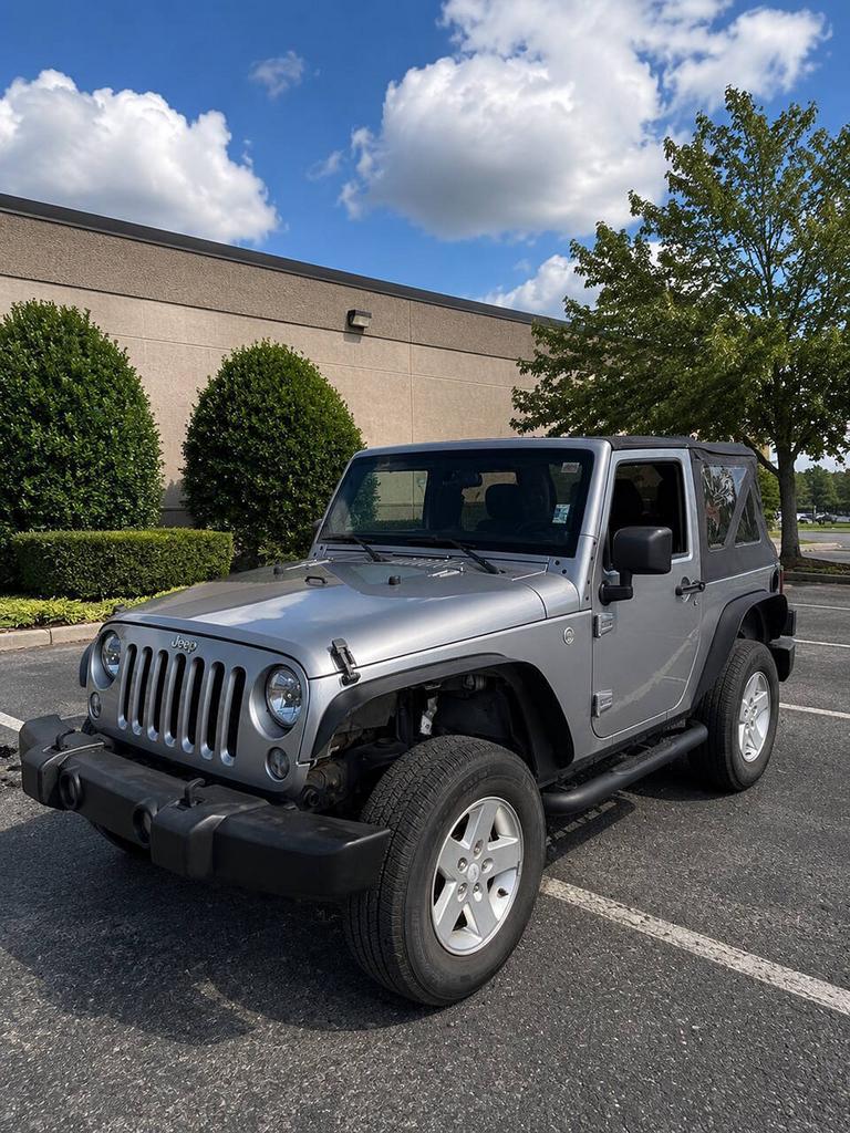 2014 Jeep Wrangler - $14,995