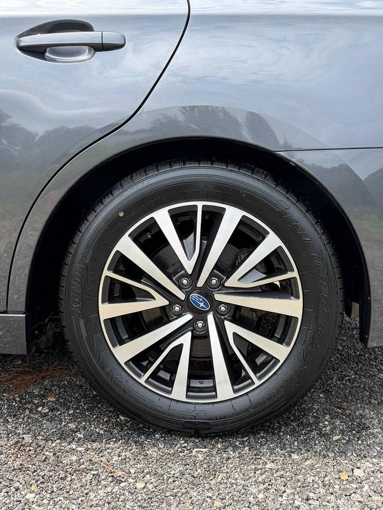 2018 Subaru Legacy - $11,995