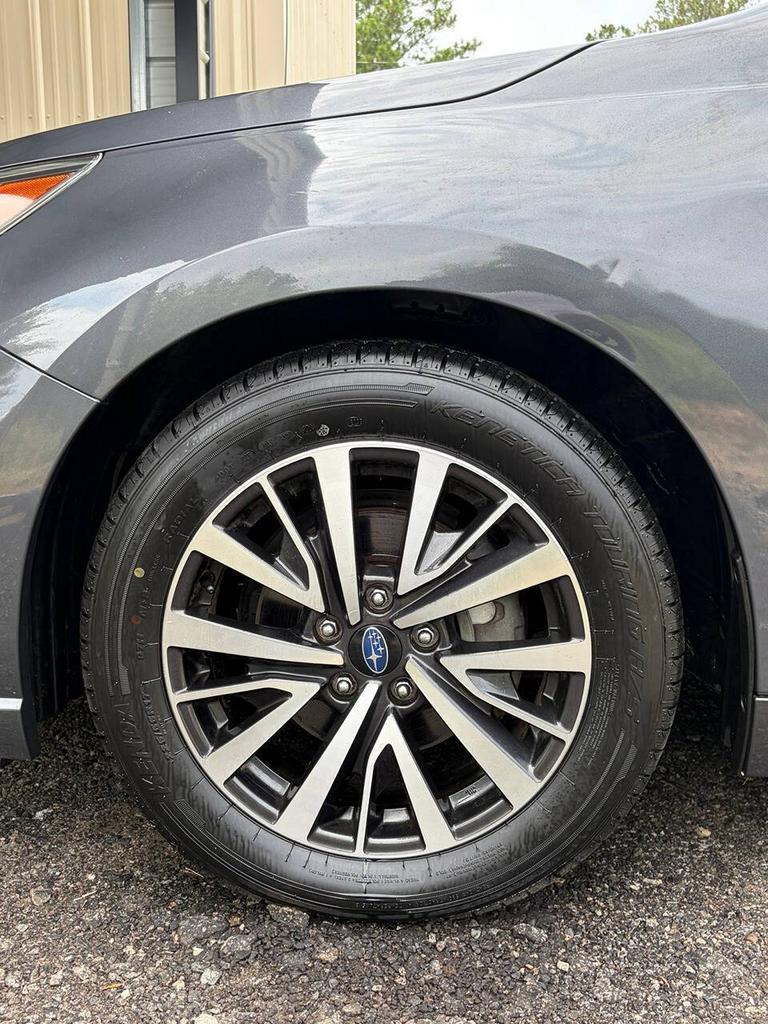 2018 Subaru Legacy - $11,995