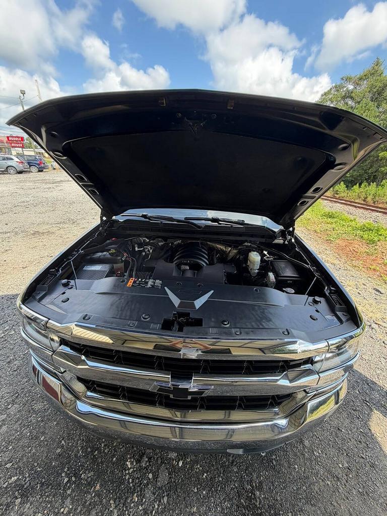 2017 Chevrolet Silverado - $19,995