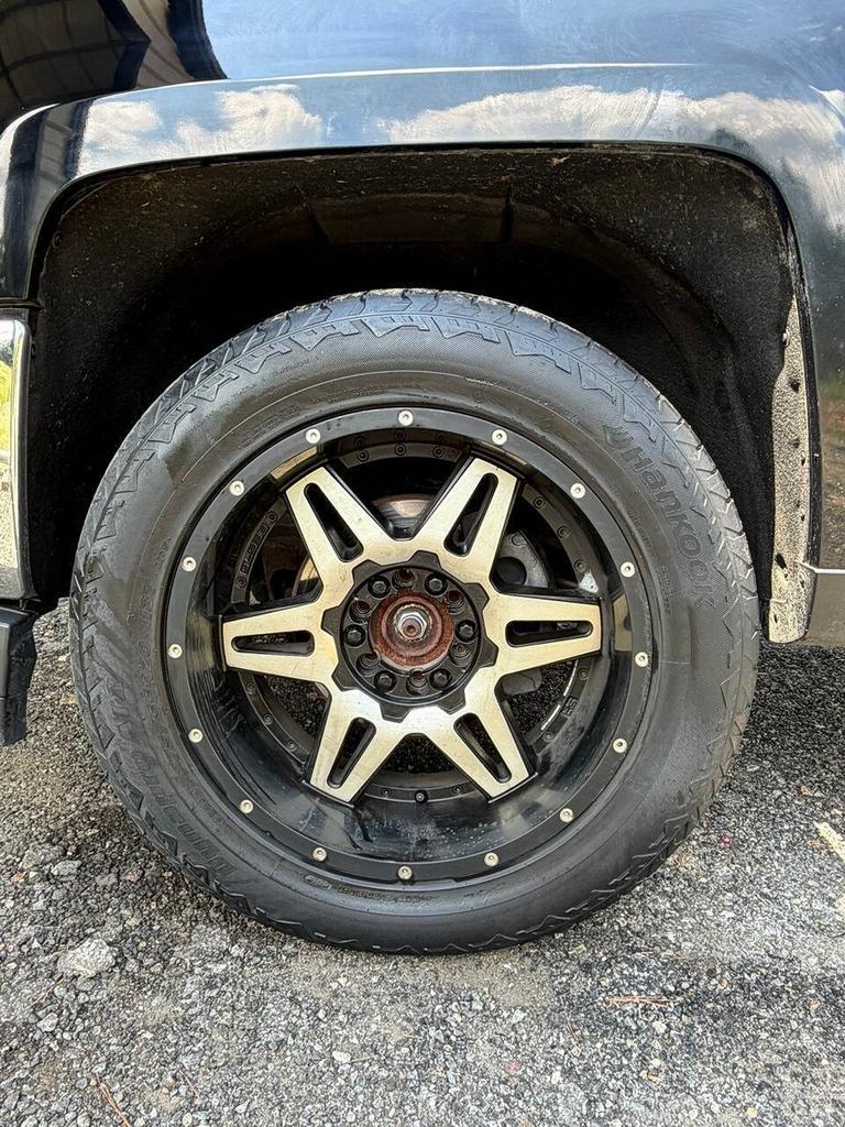 2017 Chevrolet Silverado - $19,995