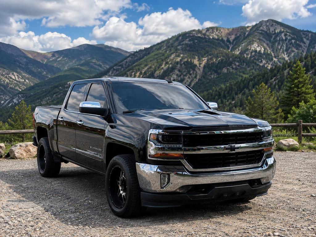 2017 Chevrolet Silverado - $19,995