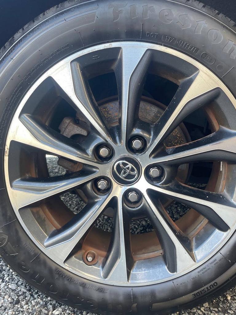 2017 Toyota Avalon - $16,900