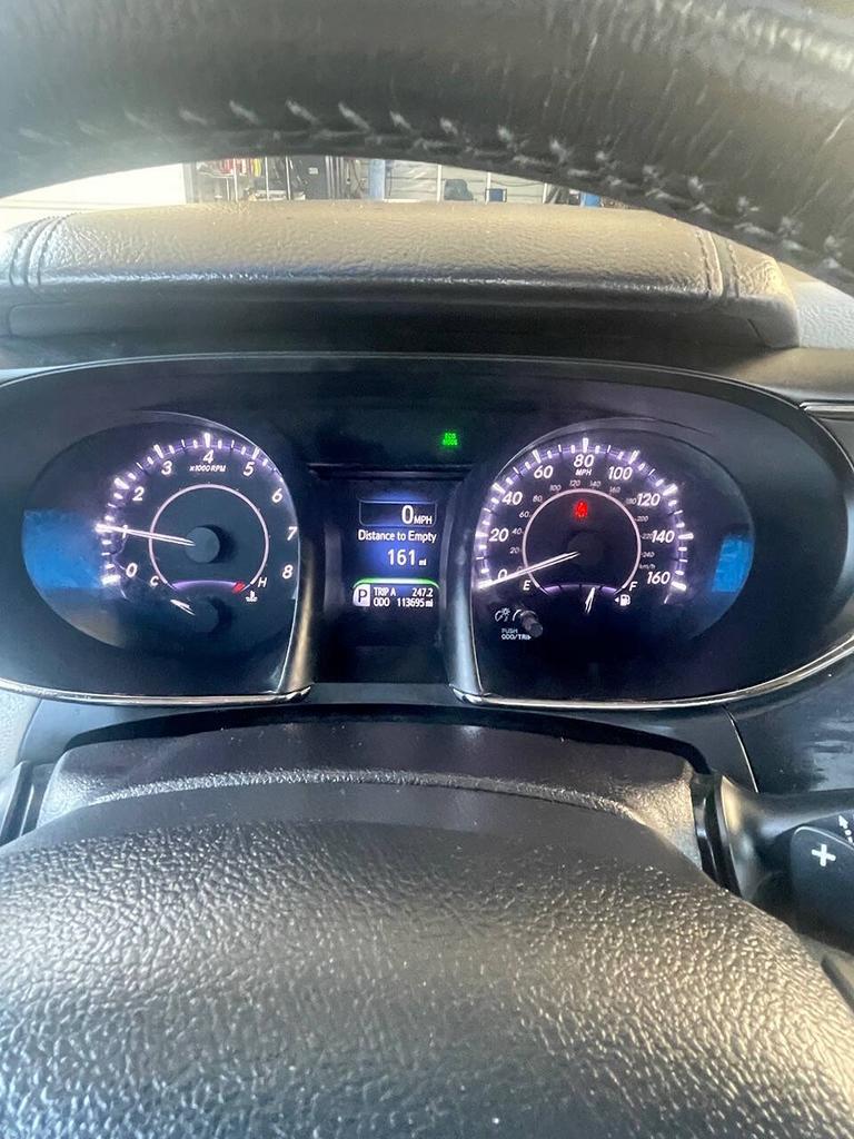 2017 Toyota Avalon - $16,900