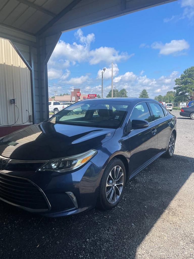 2017 Toyota Avalon - $16,900