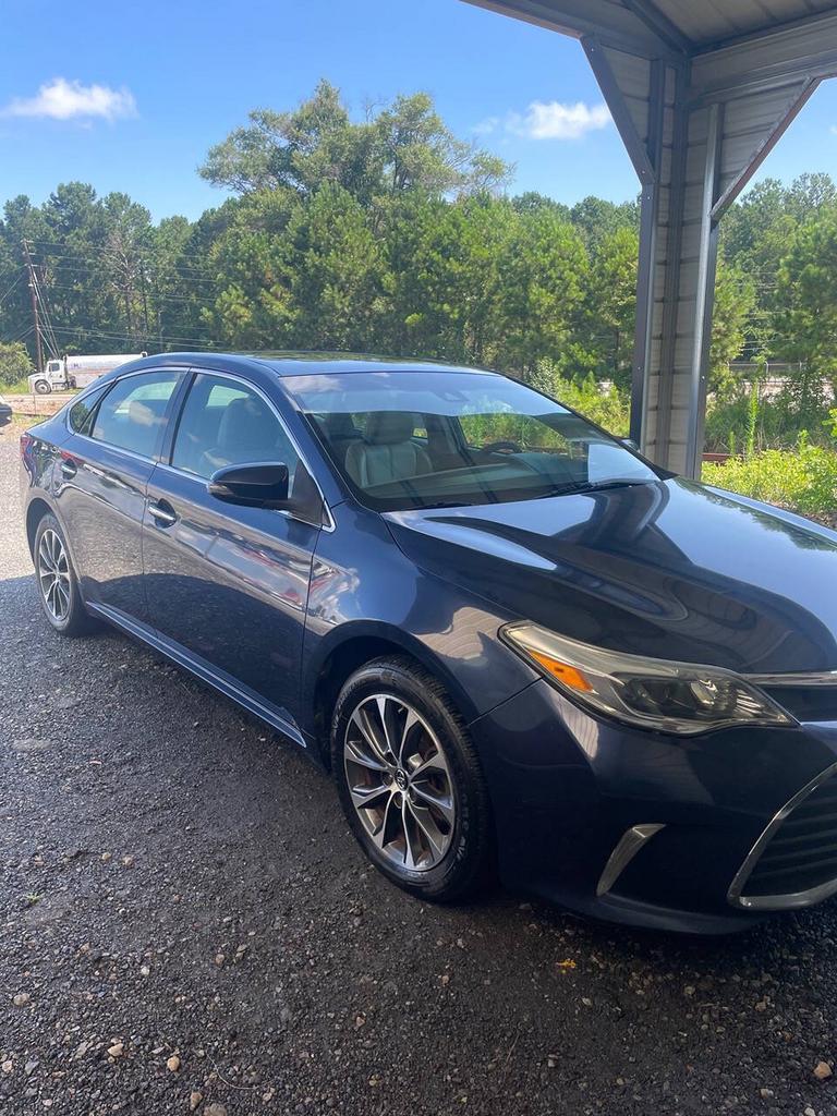 2017 Toyota Avalon - $16,900