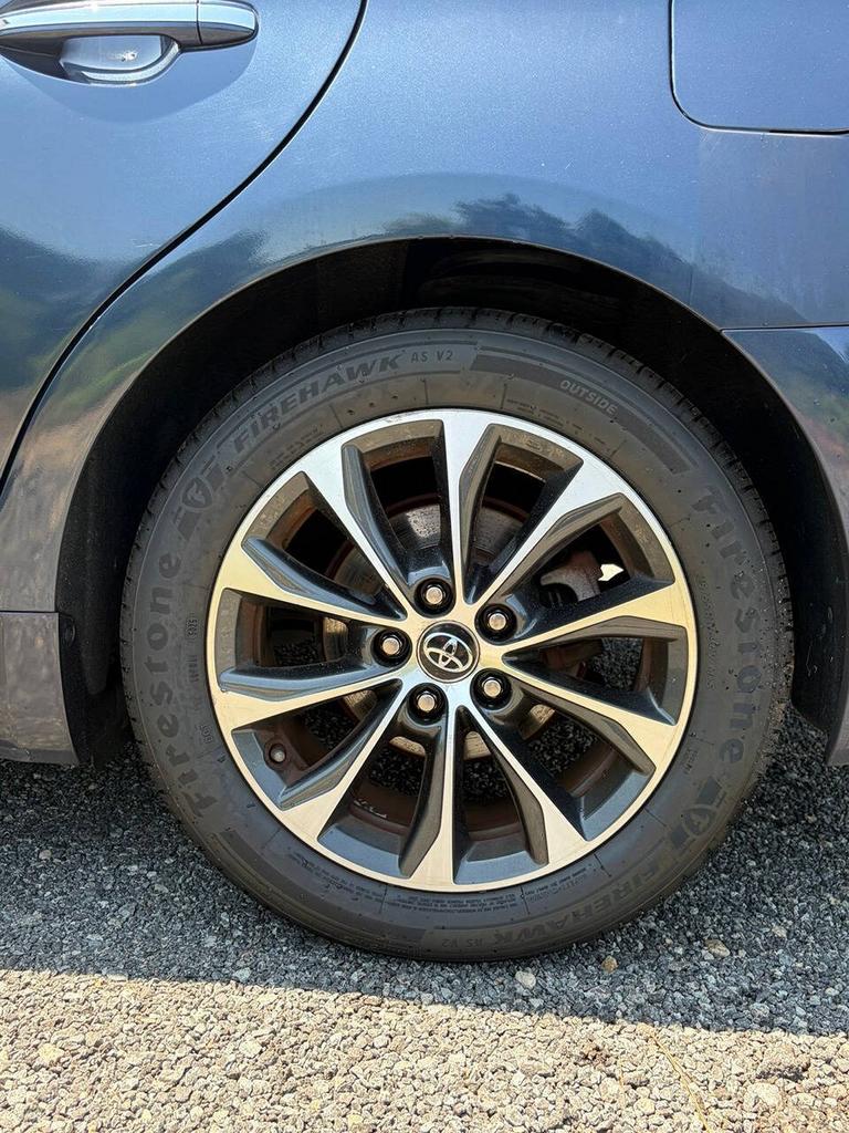 2017 Toyota Avalon - $16,900