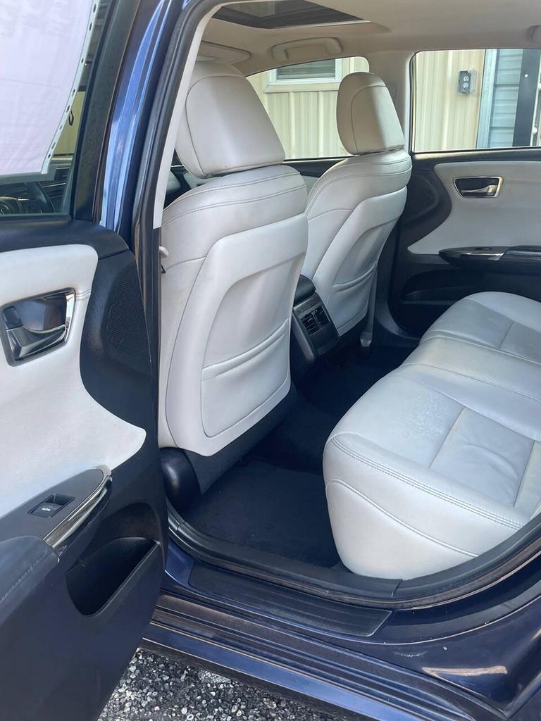 2017 Toyota Avalon - $16,900