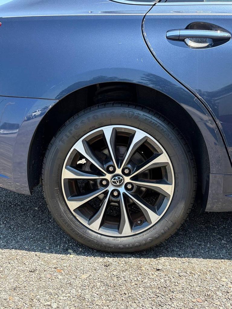 2017 Toyota Avalon - $16,900