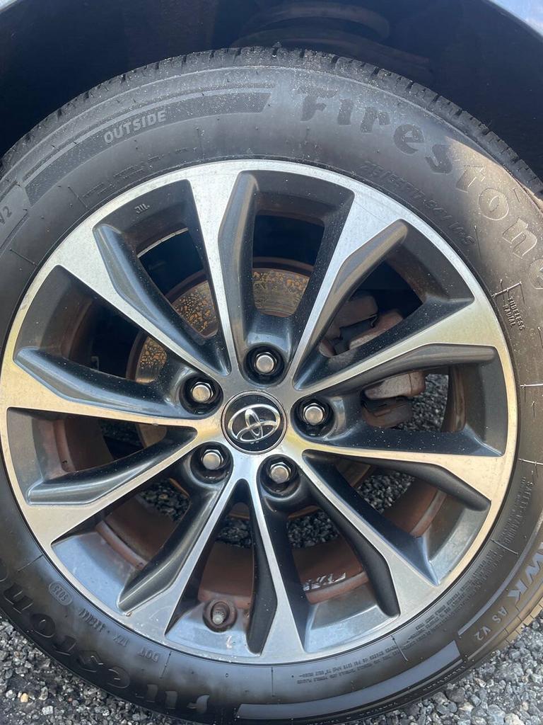 2017 Toyota Avalon - $16,900
