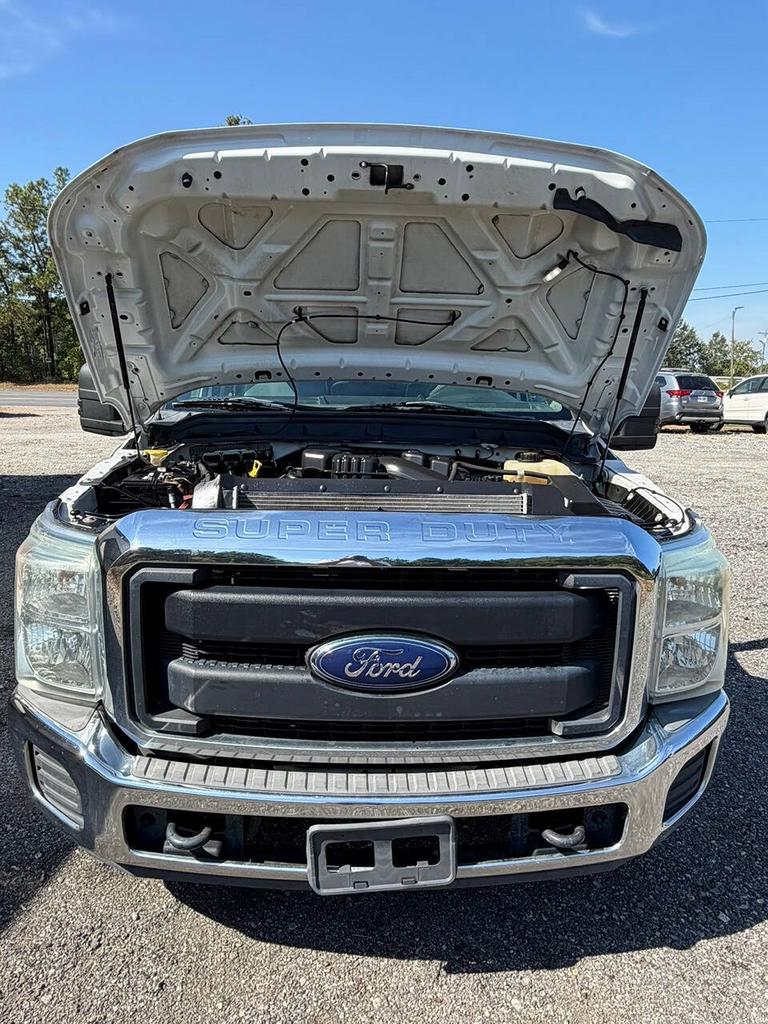 2015 Ford F-250 - $21,900
