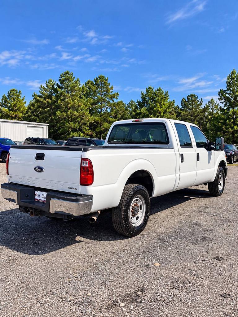 2015 Ford F-250 - $21,900