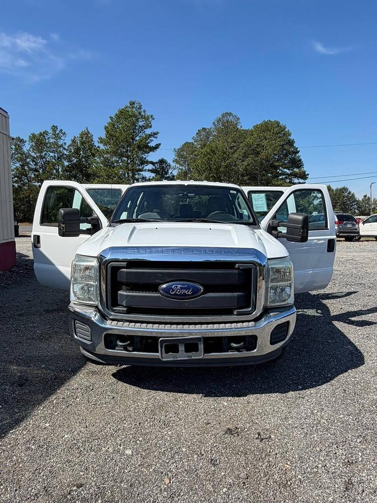 2015 Ford F-250 - $21,900