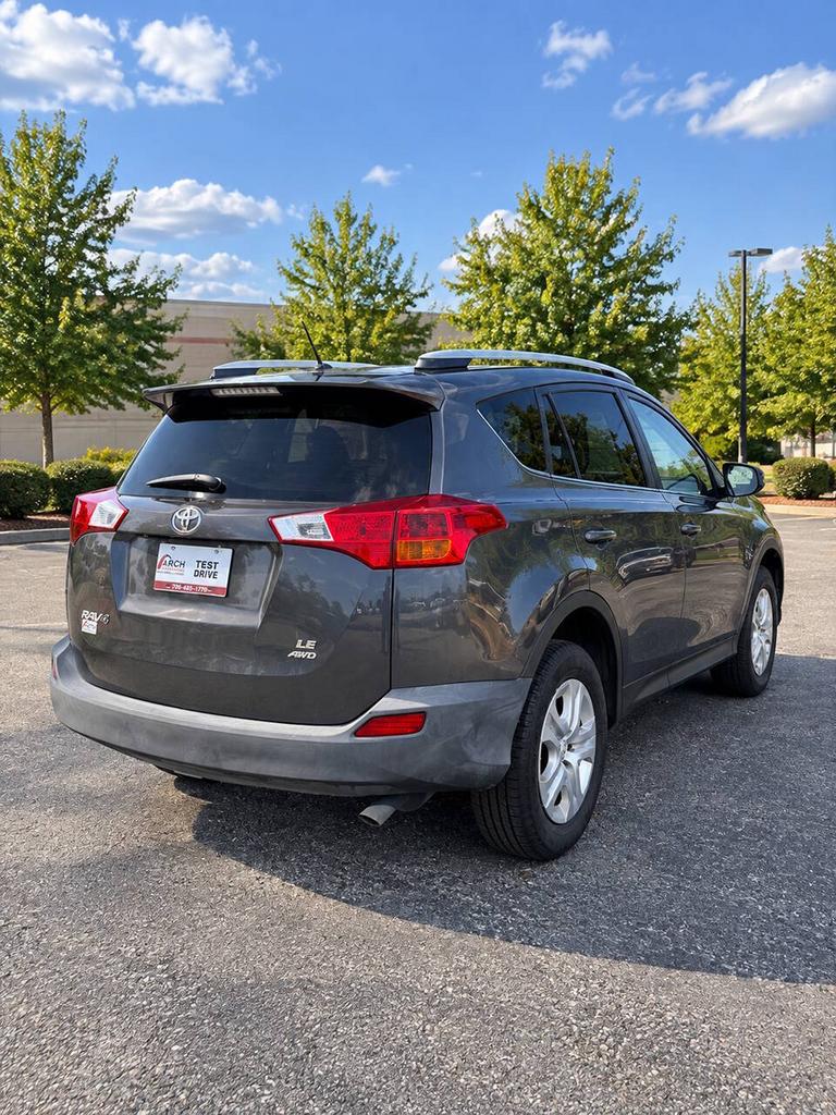 2015 Toyota RAV4 - $13,995