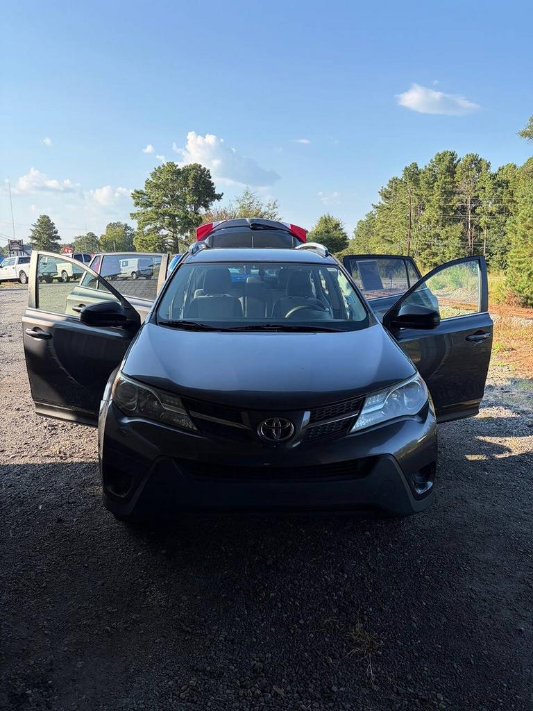 2015 Toyota RAV4 - $13,995
