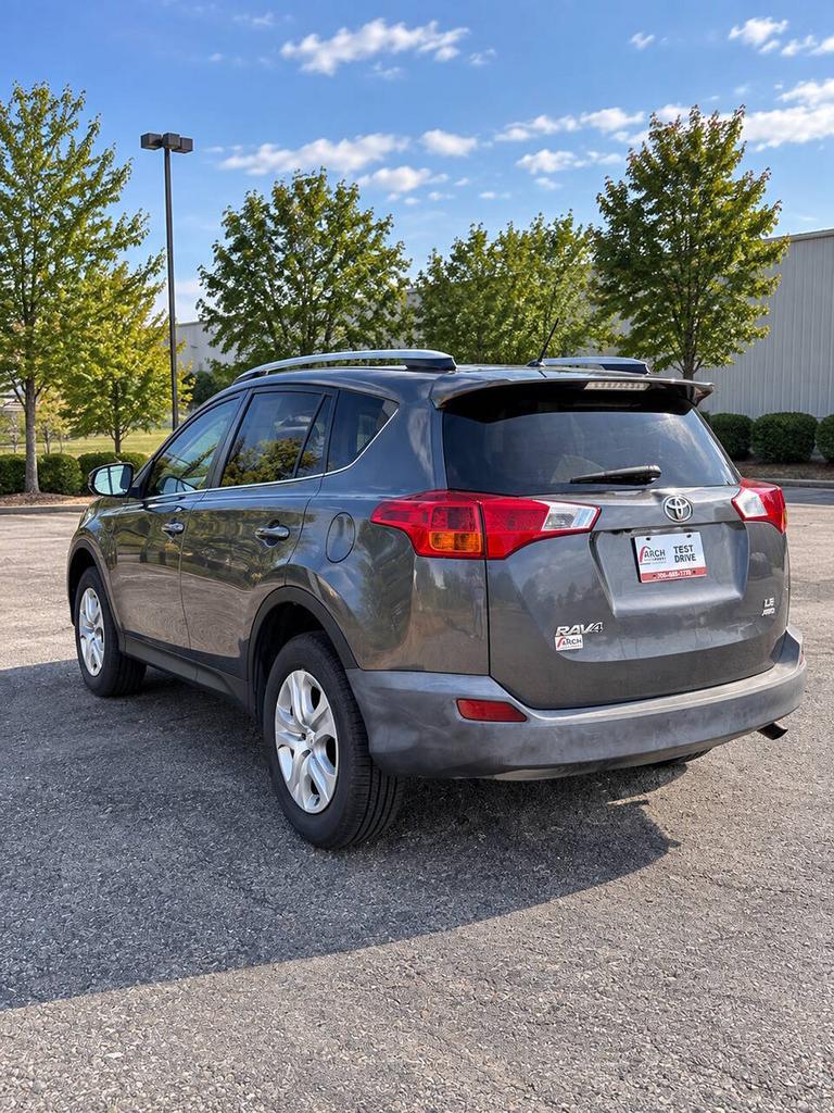 2015 Toyota RAV4 - $13,995