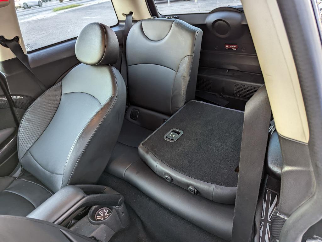 2012 MINI Hardtop Hatchback - $8,200