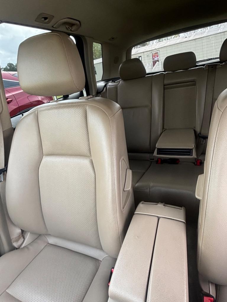2010 Mercedes-Benz GLK-Class GLK350 photo