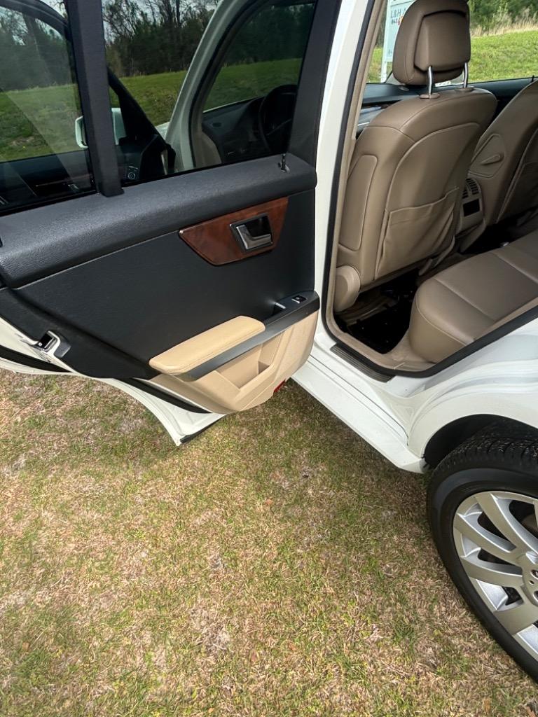 2010 Mercedes-Benz GLK-Class GLK350 photo