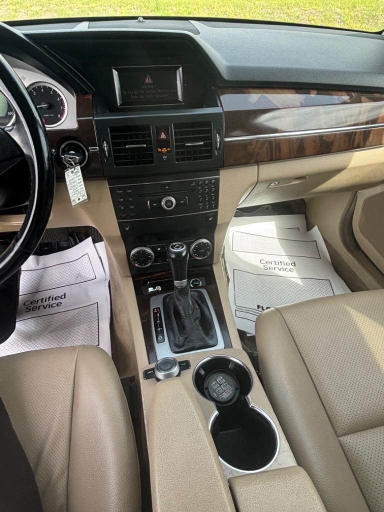 2010 Mercedes-Benz GLK-Class GLK350 photo