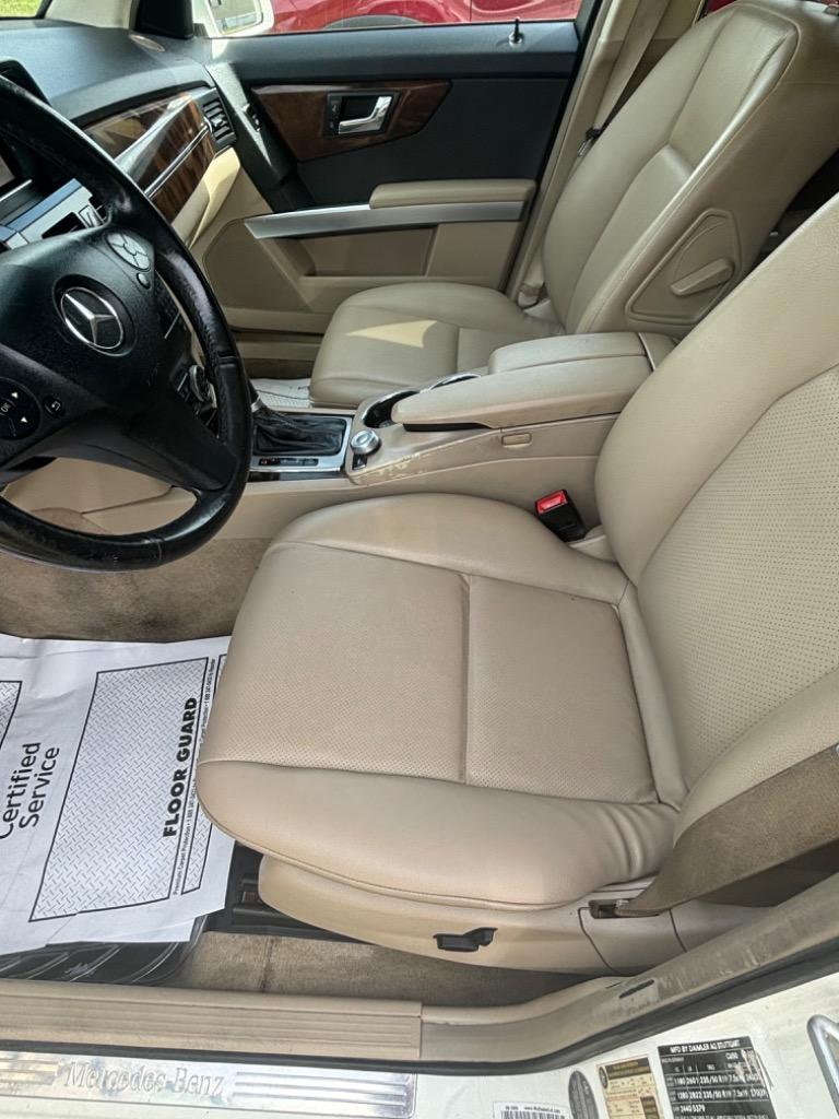 2010 Mercedes-Benz GLK-Class GLK350 photo