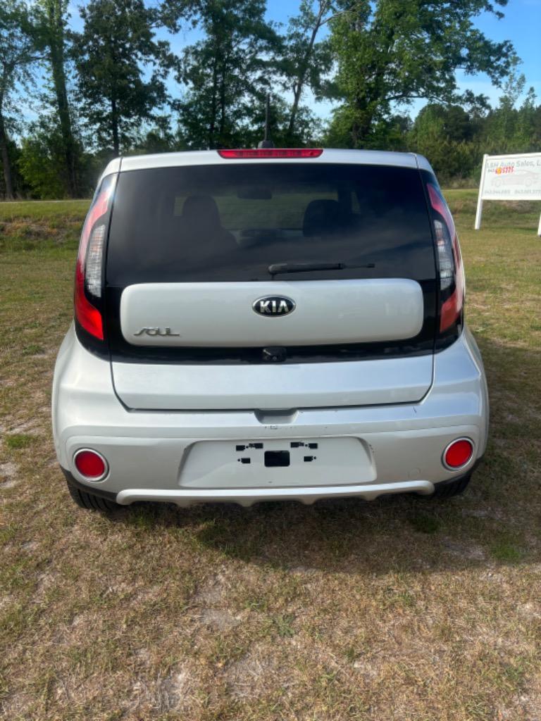 2017 Kia Soul + photo