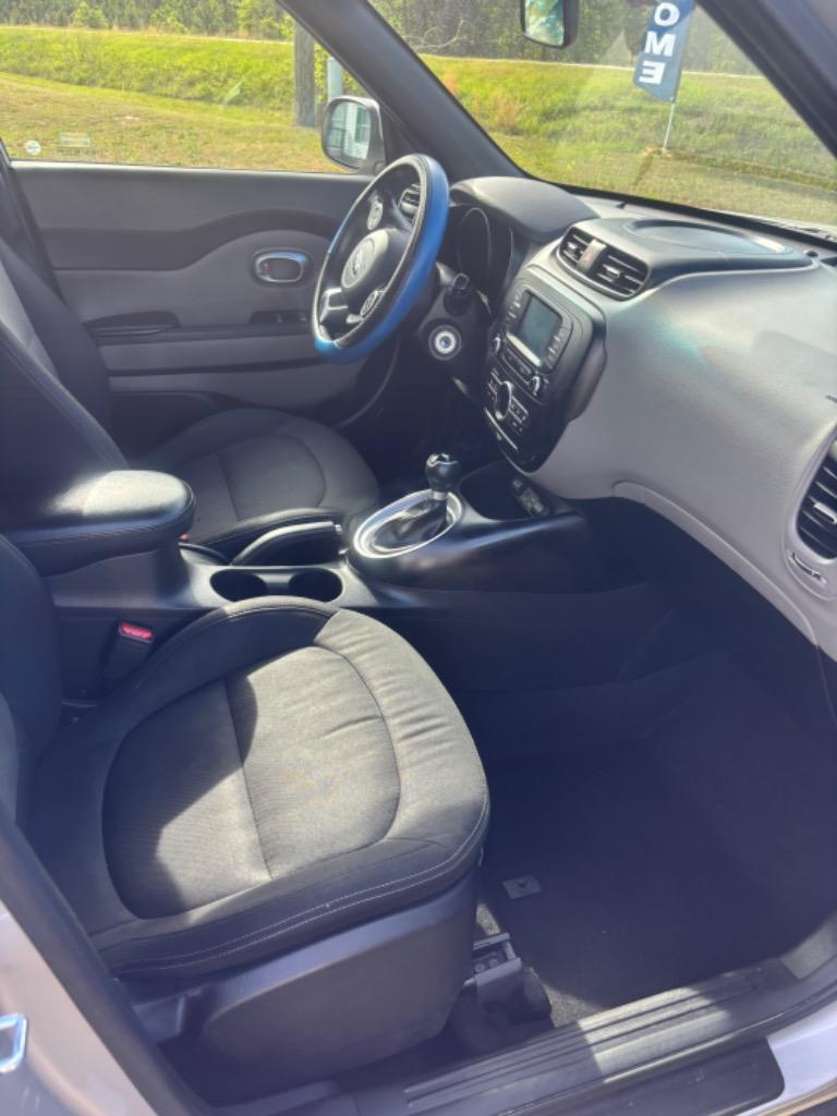 2017 Kia Soul + photo