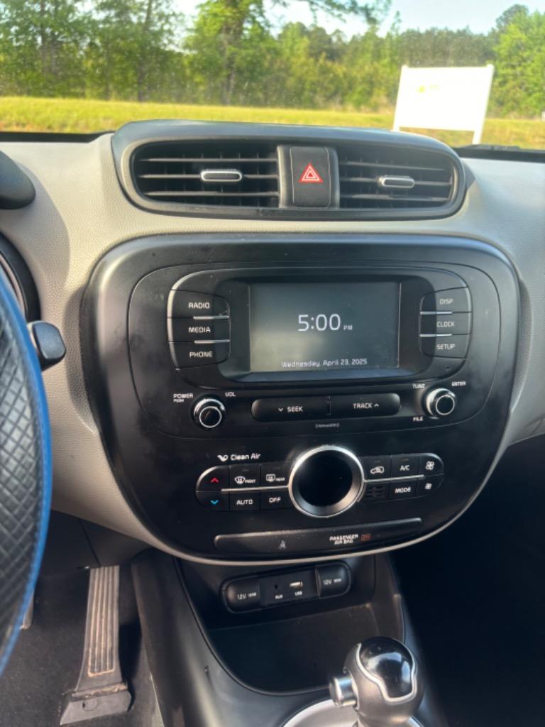 2017 Kia Soul + photo