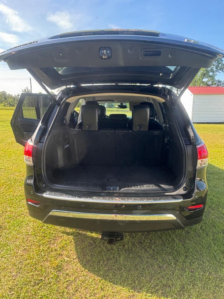 2014 Nissan Pathfinder S photo