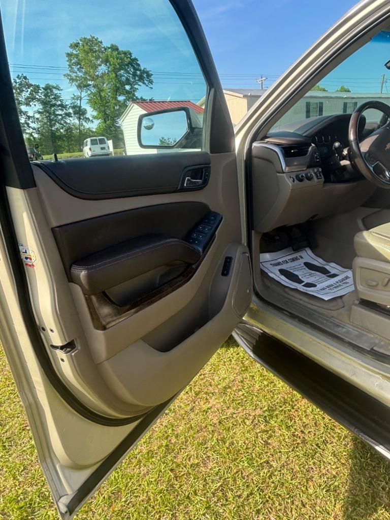 2015 Chevrolet Tahoe LT photo