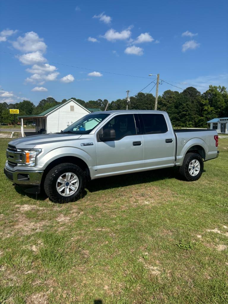 2019 Ford F150 XLT photo