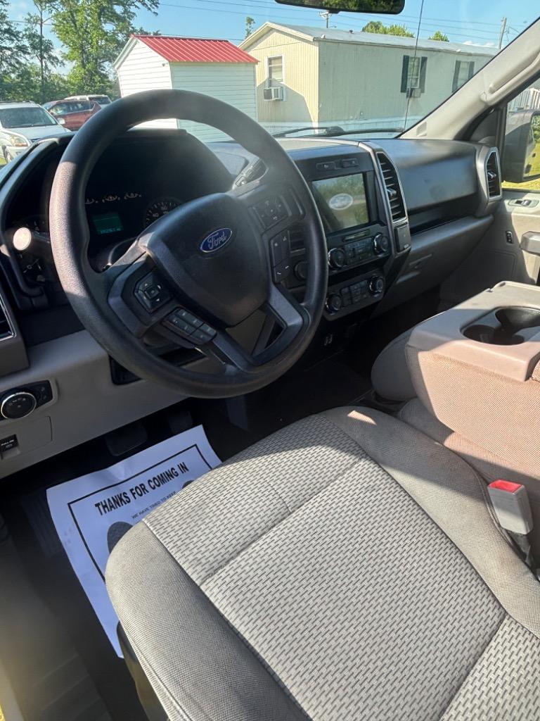 2019 Ford F150 XLT photo