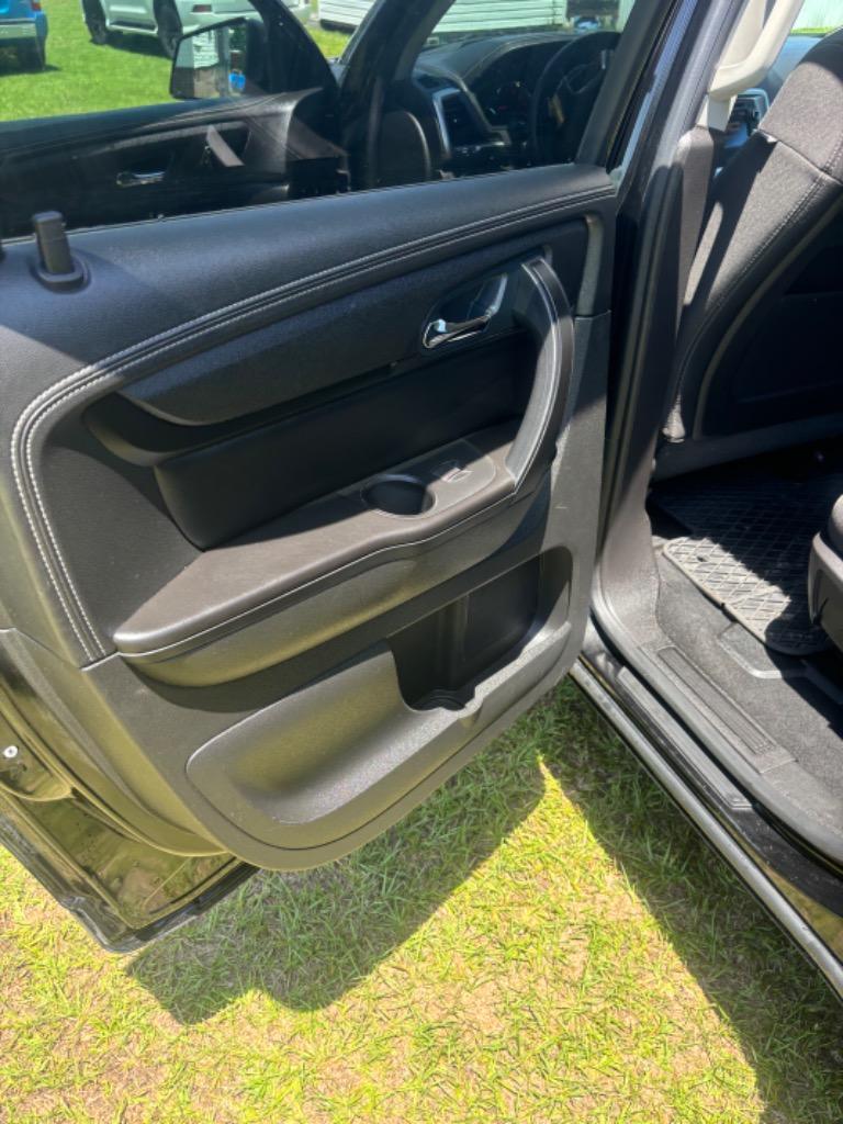 2016 GMC Acadia SLE2 photo