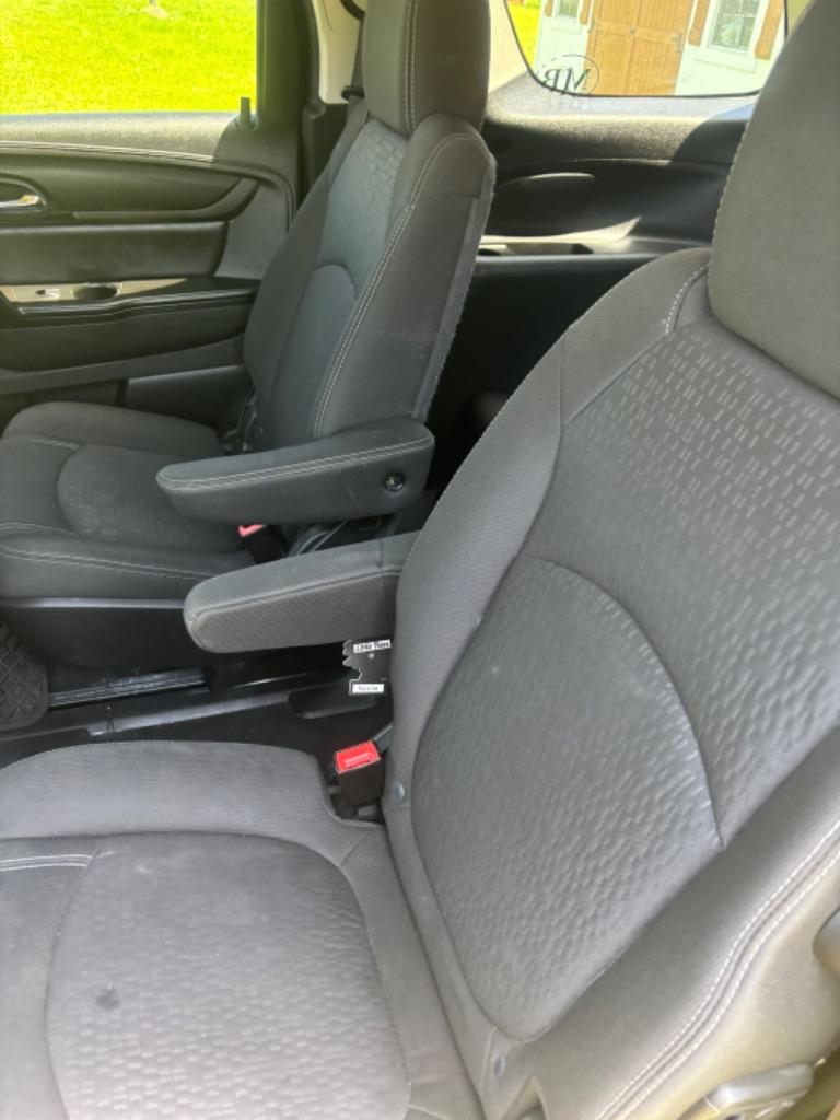 2016 GMC Acadia SLE2 photo