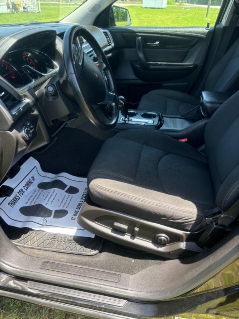 2016 GMC Acadia SLE2 photo