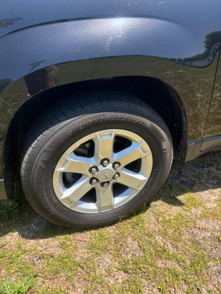 2016 GMC Acadia SLE2 photo
