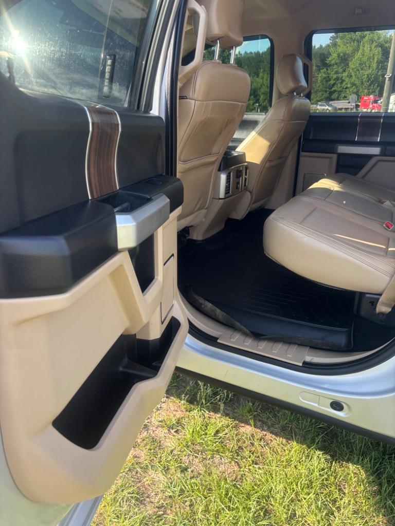2016 Ford F150 - $15,775