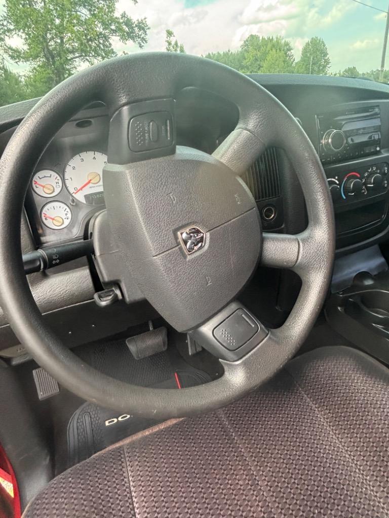 2005 Dodge RAM 1500 - $6,475