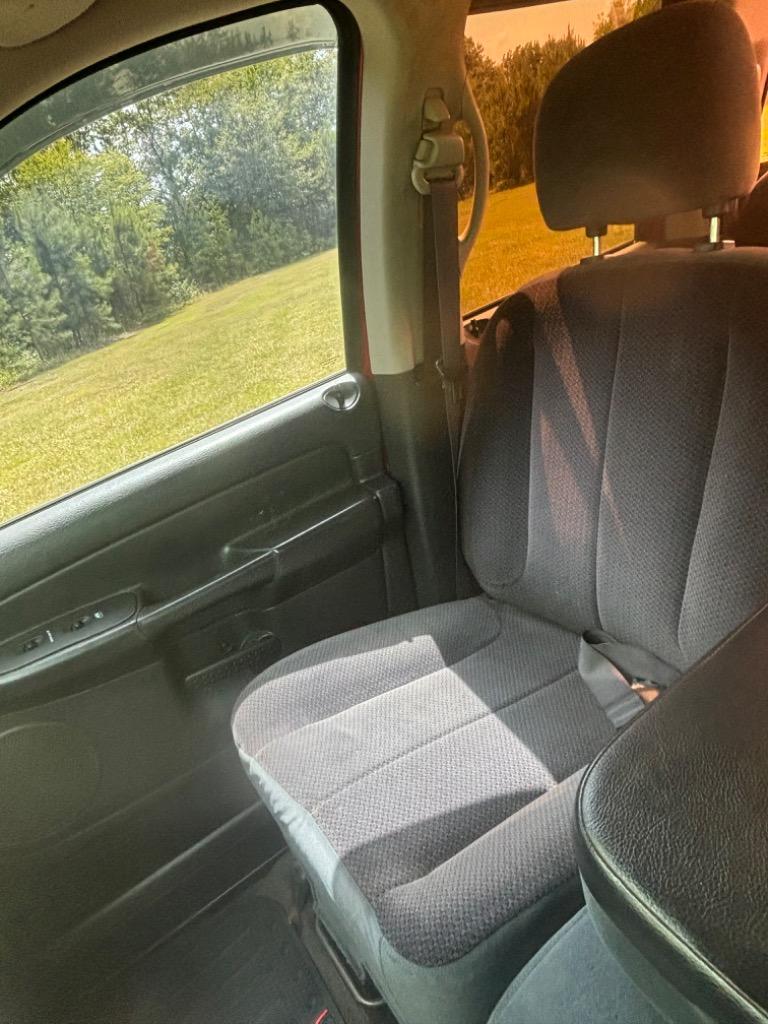 2005 Dodge RAM 1500 - $6,475