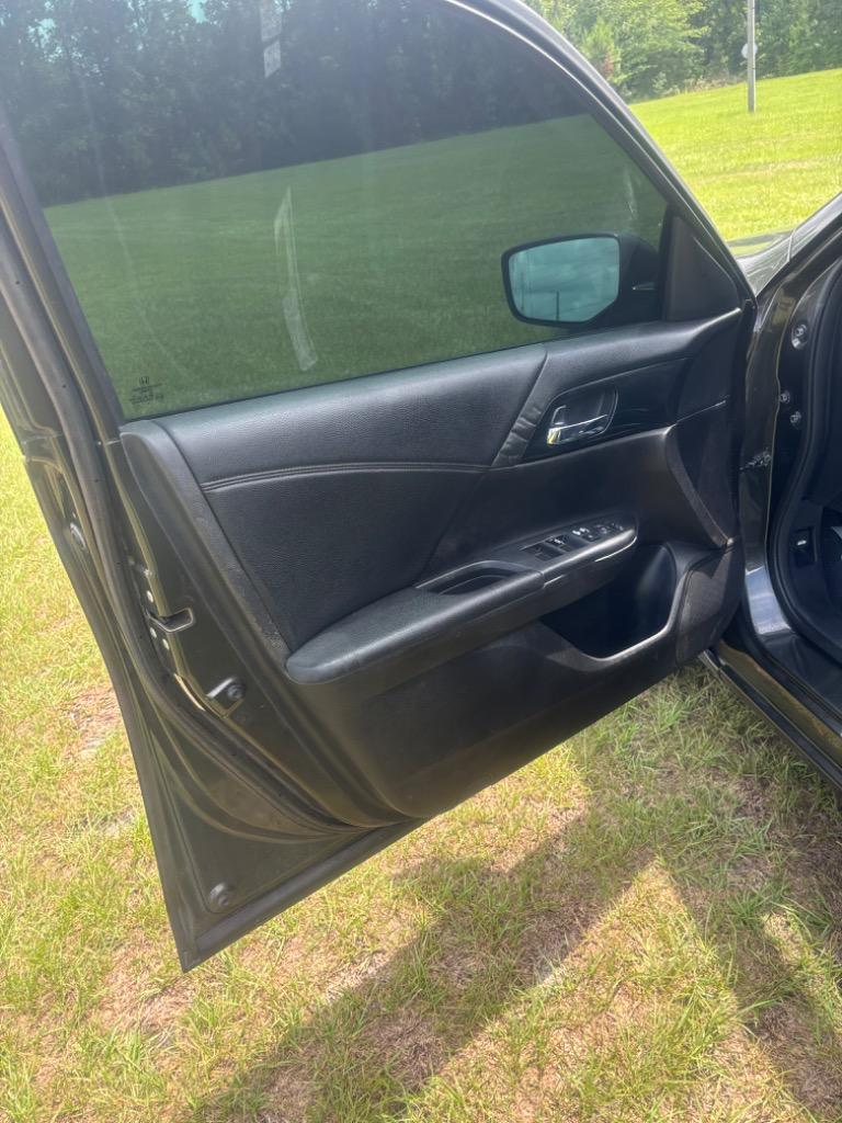 2014 Honda Accord - $9,995