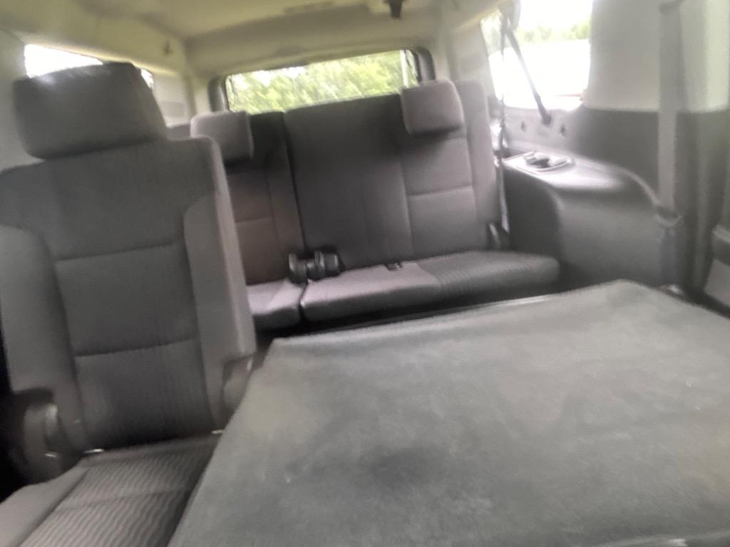 2017 Chevrolet Suburban - $15,225