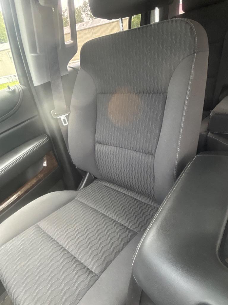 2017 Chevrolet Suburban - $15,225