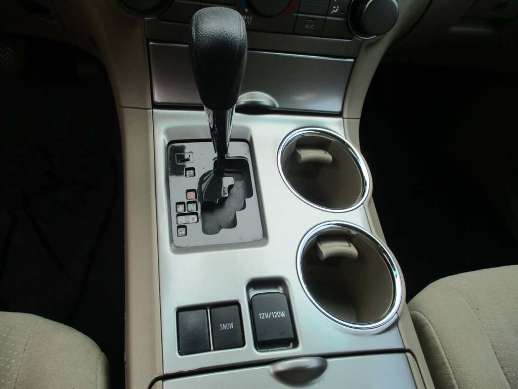 2012 Toyota Highlander photo